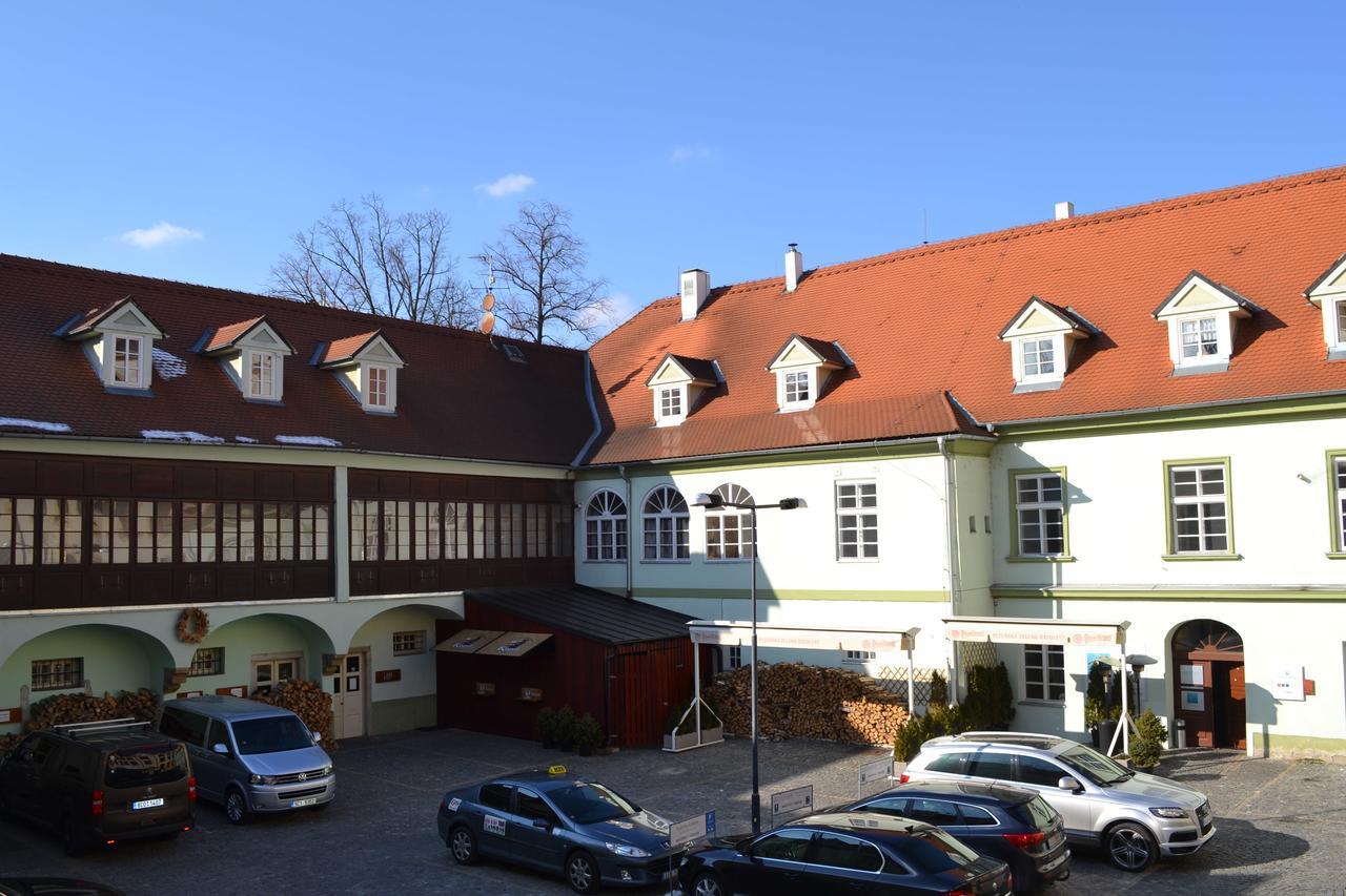 Hotel Zelena Ratolest Czeskie Budziejowice Zewnętrze zdjęcie